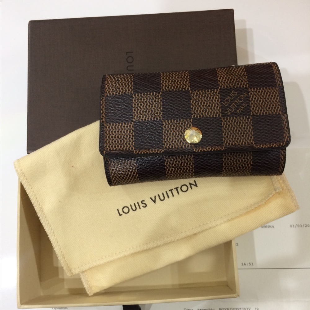 Louis Vuitton 6 Key Holder